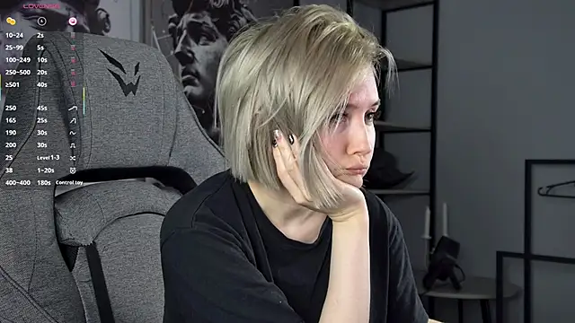 Snapshot of ReiYosimoto chatting on February 27, 2026, 4:51 pm ReiYosimoto online show from February 27, 2026, 4:51 pm