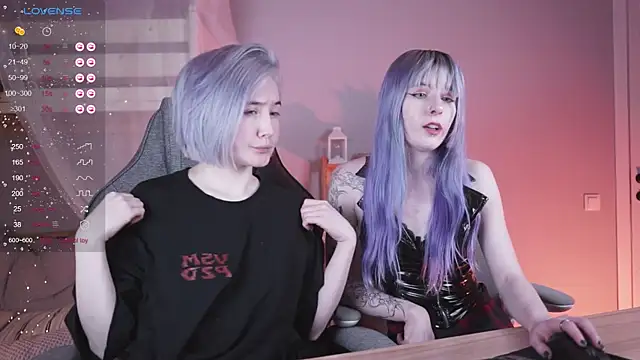 Snapshot of ReiYosimoto chatting on December 19, 2025, 4:20 pm ReiYosimoto online show from December 19, 2025, 4:20 pm