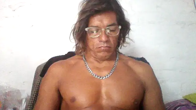 Snapshot of kvr27 chatting on April 28, 2026, 1:26 pm kvr27 online show from April 28, 2026, 1:26 pm