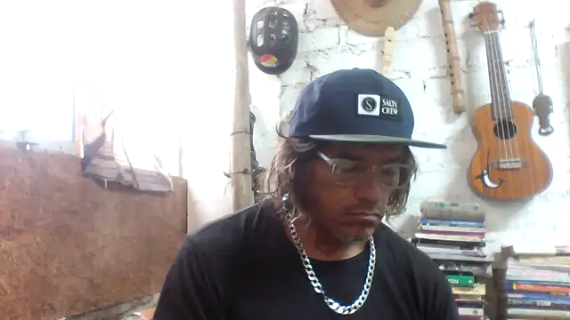 Snapshot of kvr27 chatting on April 23, 2026, 12:29 pm kvr27 online show from April 23, 2026, 12:29 pm