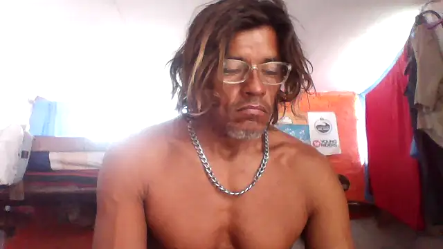 Snapshot of kvr27 chatting on May 6, 2026, 1:37 pm kvr27 online show from May 6, 2026, 1:37 pm