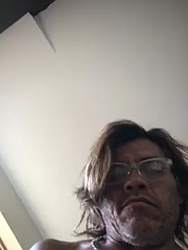 Snapshot of kvr27 chatting on February 10, 2026, 10:53 pm kvr27 online show from February 10, 2026, 10:53 pm