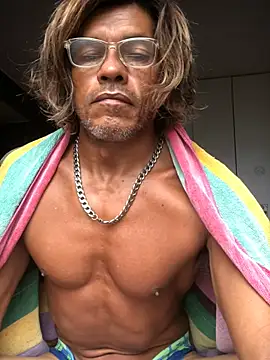 Snapshot of kvr27 chatting on February 11, 2026, 12:38 pm kvr27 online show from February 11, 2026, 12:38 pm