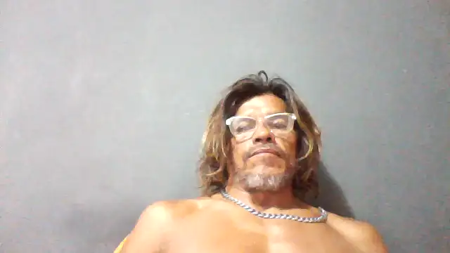 Snapshot of kvr27 chatting on May 18, 2026, 10:31 am kvr27 online show from May 18, 2026, 10:31 am