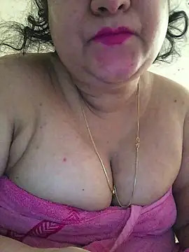 Snapshot of Sakshi_oberoi chatting on March 12, 2025, 12:04 pm Sakshi oberoi online show from March 12, 2025, 12:04 pm