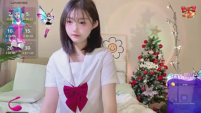 Snapshot of Dennielle- chatting on December 24, 2024, 2:54 am Dennielle- online show from December 24, 2024, 2:54 am