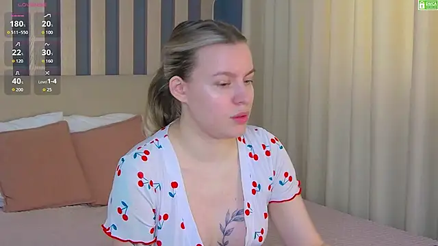 Snapshot of AmaliaBell chatting on March 17, 2026, 1:03 pm AmaliaBell online show from March 17, 2026, 1:03 pm