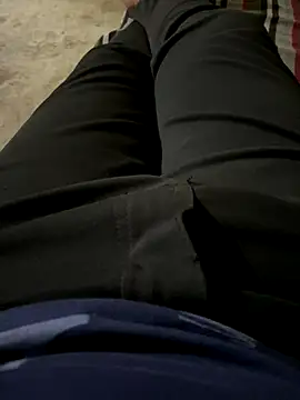 Snapshot of u_wan_me chatting on November 27, 2025, 10:59 am u wan me online show from November 27, 2025, 10:59 am