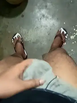 Snapshot of u_wan_me chatting on March 22, 2025, 11:09 pm u wan me online show from March 22, 2025, 11:09 pm