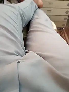 Snapshot of u_wan_me chatting on March 21, 2025, 9:01 am u wan me online show from March 21, 2025, 9:01 am