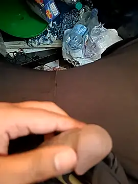 Snapshot of u_wan_me chatting on October 24, 2025, 9:30 am u wan me online show from October 24, 2025, 9:30 am