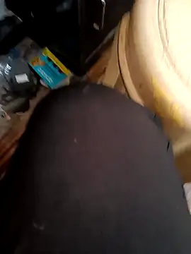 Snapshot of u_wan_me chatting on October 25, 2025, 10:25 am u wan me online show from October 25, 2025, 10:25 am