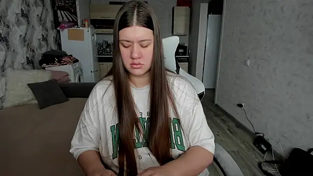 Snapshot of Lis_Kollen chatting on November 22, 2025, 4:22 am Lis Kollen online show from November 22, 2025, 4:22 am