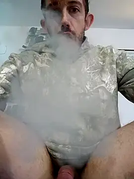 Snapshot of afTerparTycloudz chatting on December 19, 2025, 12:07 pm afTerparTycloudz online show from December 19, 2025, 12:07 pm