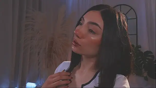 Snapshot of AmyArmstrong chatting on November 9, 2025, 2:21 pm AmyArmstrong online show from November 9, 2025, 2:21 pm