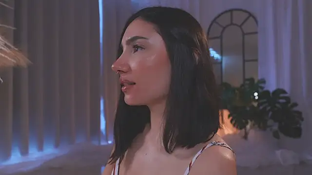 Snapshot of AmyArmstrong chatting on November 15, 2025, 8:35 pm AmyArmstrong online show from November 15, 2025, 8:35 pm