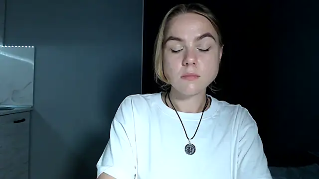 Snapshot of Sunbeam_ chatting on June 10, 2026, 9:16 pm Sunbeam online show from June 10, 2026, 9:16 pm