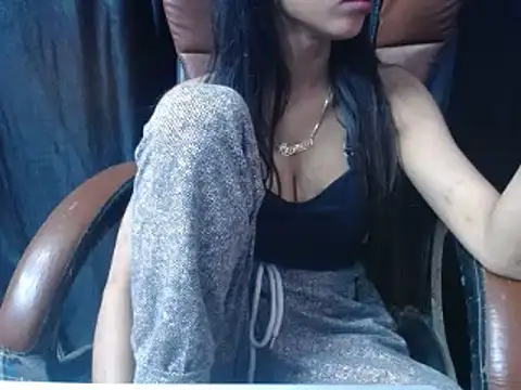 Snapshot of Munni_badnamm chatting on December 15, 2024, 2:48 pm Munni badnamm online show from December 15, 2024, 2:48 pm