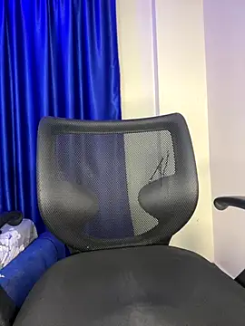 Snapshot of Bigbooob4 chatting on October 4, 2025, 4:03 am Bigbooob4 online show from October 4, 2025, 4:03 am