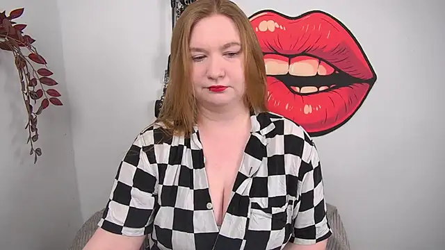 Snapshot of LaraDream chatting on April 8, 2026, 4:19 pm LaraDream online show from April 8, 2026, 4:19 pm