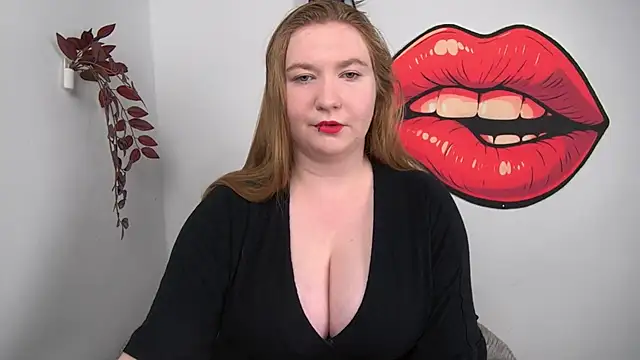 Snapshot of LaraDream chatting on April 17, 2026, 3:59 pm LaraDream online show from April 17, 2026, 3:59 pm