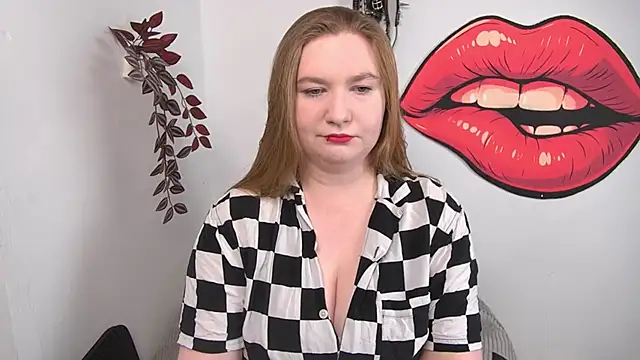 Snapshot of LaraDream chatting on April 27, 2026, 4:05 pm LaraDream online show from April 27, 2026, 4:05 pm