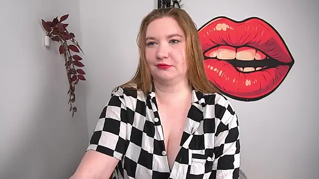 Snapshot of LaraDream chatting on March 24, 2026, 3:23 pm LaraDream online show from March 24, 2026, 3:23 pm