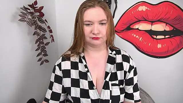 Snapshot of LaraDream chatting on March 22, 2026, 3:57 pm LaraDream online show from March 22, 2026, 3:57 pm