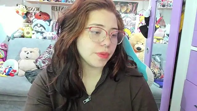 Snapshot of soficammy chatting on November 24, 2025, 10:21 pm soficammy online show from November 24, 2025, 10:21 pm