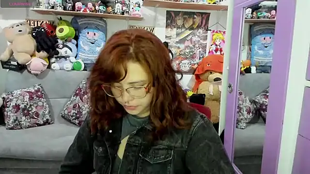 Snapshot of soficammy chatting on January 28, 2025, 1:39 am soficammy online show from January 28, 2025, 1:39 am