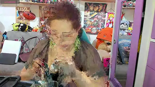 Snapshot of soficammy chatting on October 4, 2025, 9:49 pm soficammy online show from October 4, 2025, 9:49 pm