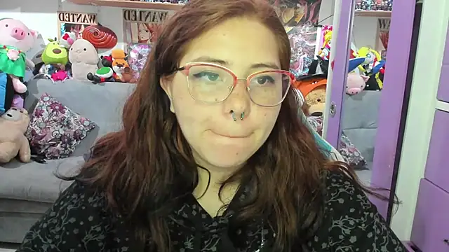 Snapshot of soficammy chatting on October 23, 2025, 12:20 am soficammy online show from October 23, 2025, 12:20 am