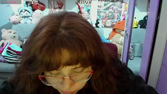 Snapshot of soficammy chatting on February 17, 2025, 9:54 pm soficammy online show from February 17, 2025, 9:54 pm