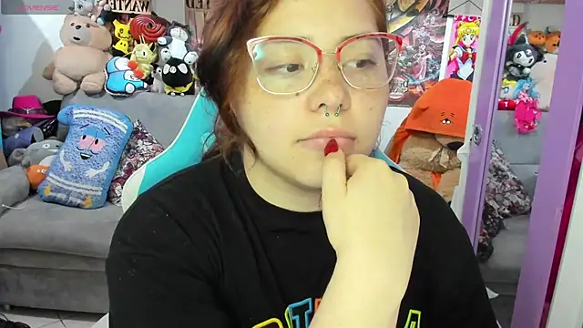 Snapshot of soficammy chatting on September 13, 2025, 11:16 pm soficammy online show from September 13, 2025, 11:16 pm