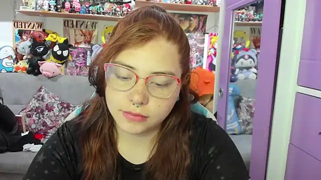 Snapshot of soficammy chatting on November 16, 2025, 10:02 pm soficammy online show from November 16, 2025, 10:02 pm