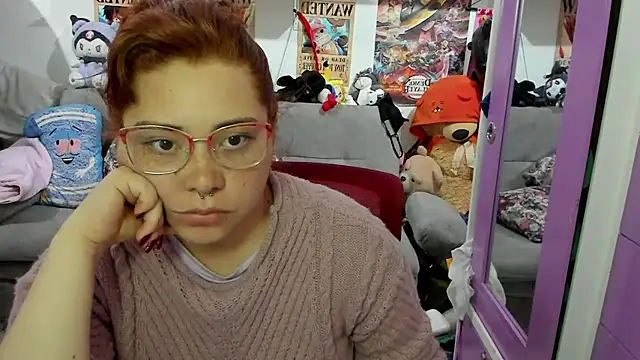 Snapshot of soficammy chatting on February 24, 2025, 12:09 am soficammy online show from February 24, 2025, 12:09 am