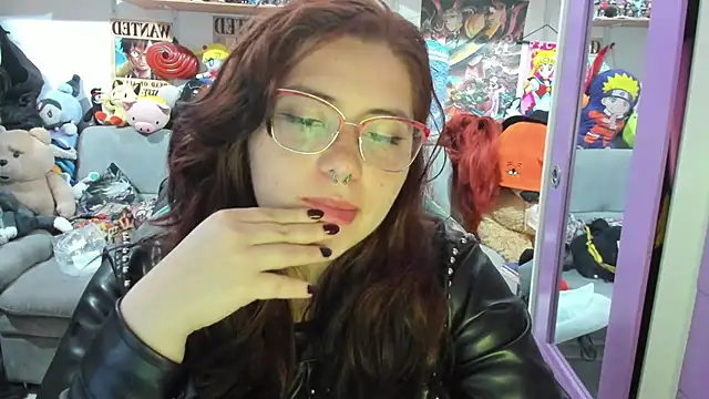 Snapshot of soficammy chatting on October 15, 2025, 10:51 pm soficammy online show from October 15, 2025, 10:51 pm