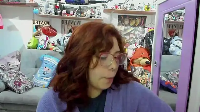 Snapshot of soficammy chatting on March 10, 2025, 11:49 pm soficammy online show from March 10, 2025, 11:49 pm