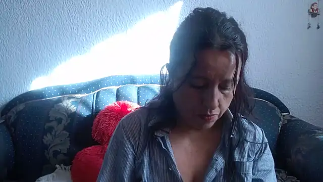 Snapshot of valeriapinter chatting on February 26, 2026, 12:49 pm valeriapinter online show from February 26, 2026, 12:49 pm