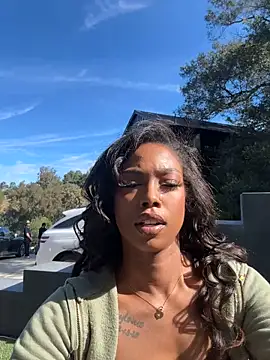 mismialove online show from February 27, 2026, 5:57 pm