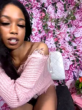 mismialove online show from September 17, 2025, 6:15 am