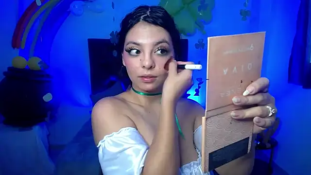 Snapshot of susan_smith18 chatting on March 17, 2025, 1:29 pm susan smith18 online show from March 17, 2025, 1:29 pm