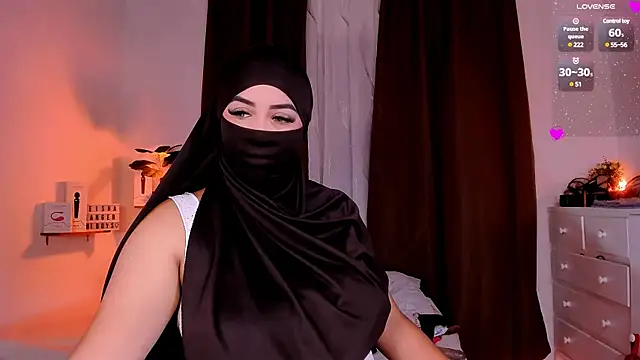 Snapshot of KeishaDanger_ chatting on January 19, 2025, 7:04 pm KeishaDanger online show from January 19, 2025, 7:04 pm