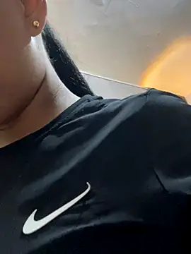 sofia xxx02 online show from December 4, 2025, 12:15 pm