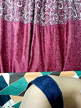 Jasmine jaaan online show from January 17, 2026, 4:49 am